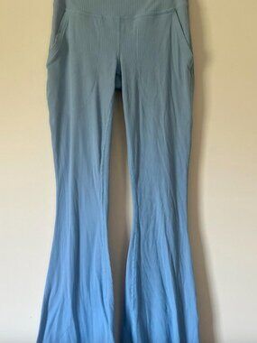 Outdoor Voices Women's Light Blue Leggings XS Ribbed Bells